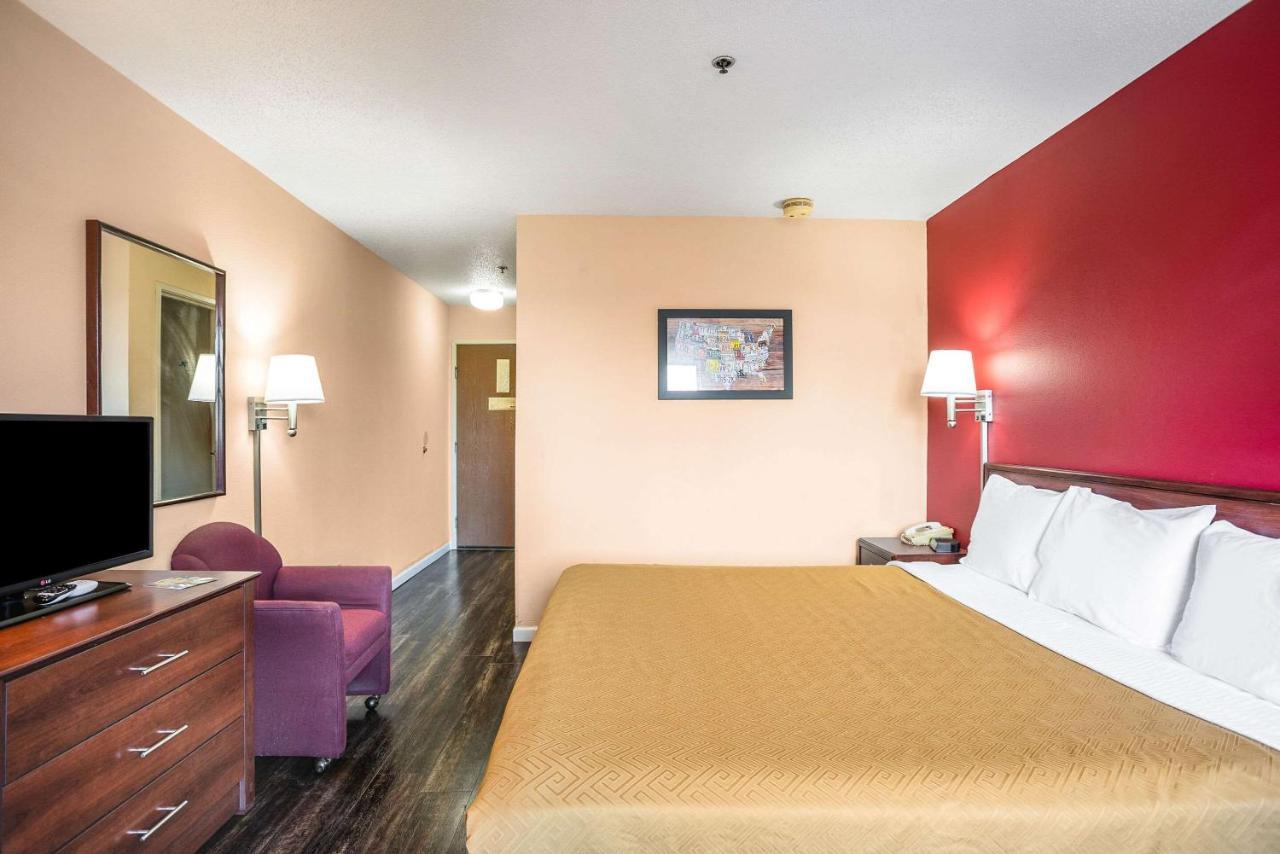 Econo Lodge Princeton Eksteriør bilde