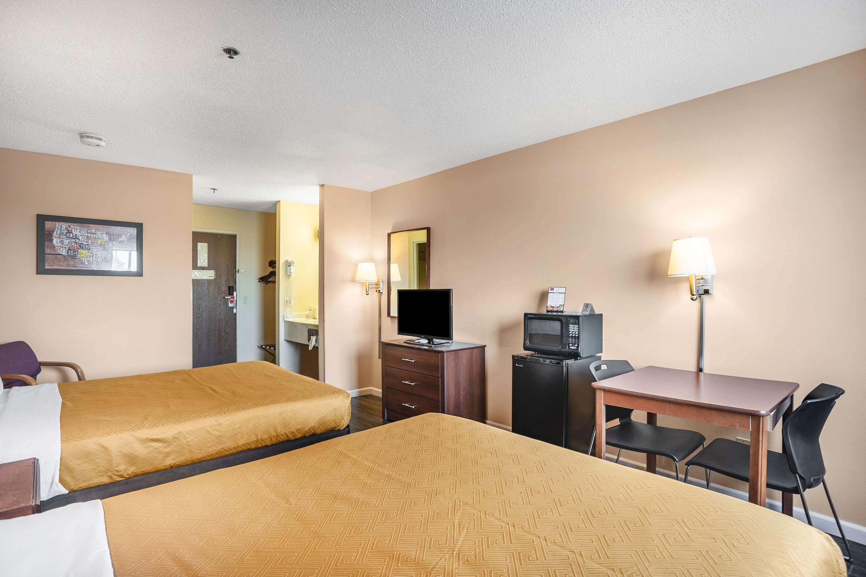 Econo Lodge Princeton Eksteriør bilde