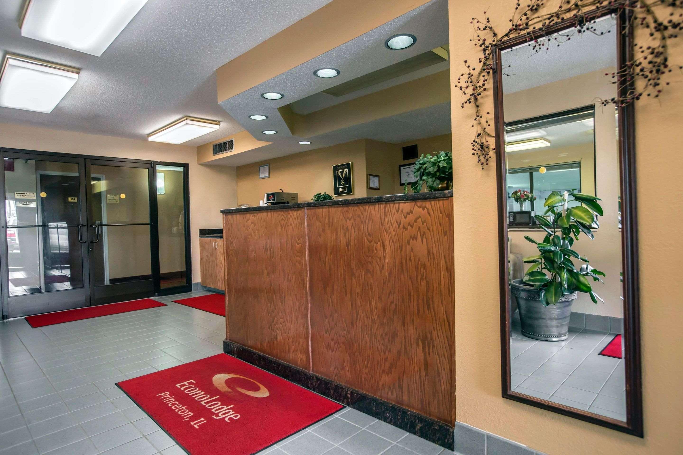 Econo Lodge Princeton Eksteriør bilde