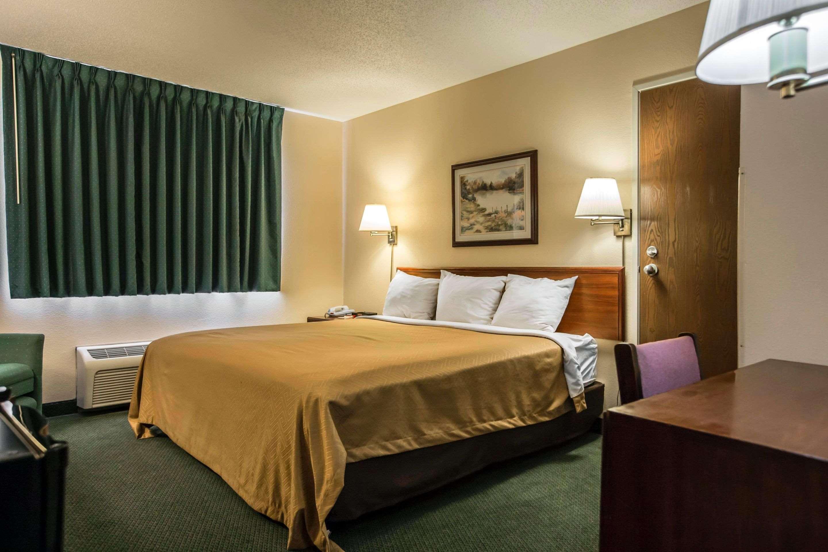 Econo Lodge Princeton Eksteriør bilde