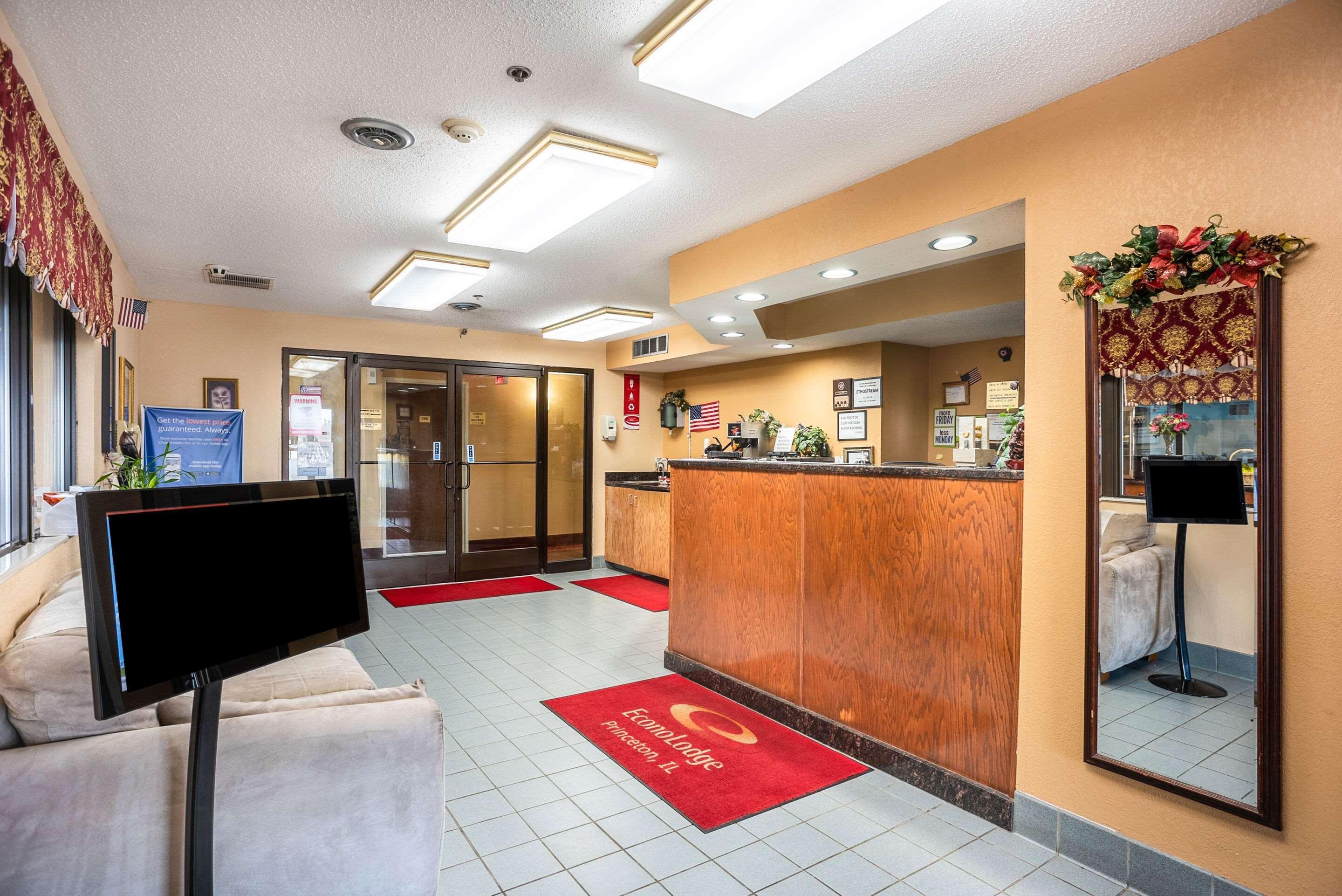 Econo Lodge Princeton Eksteriør bilde