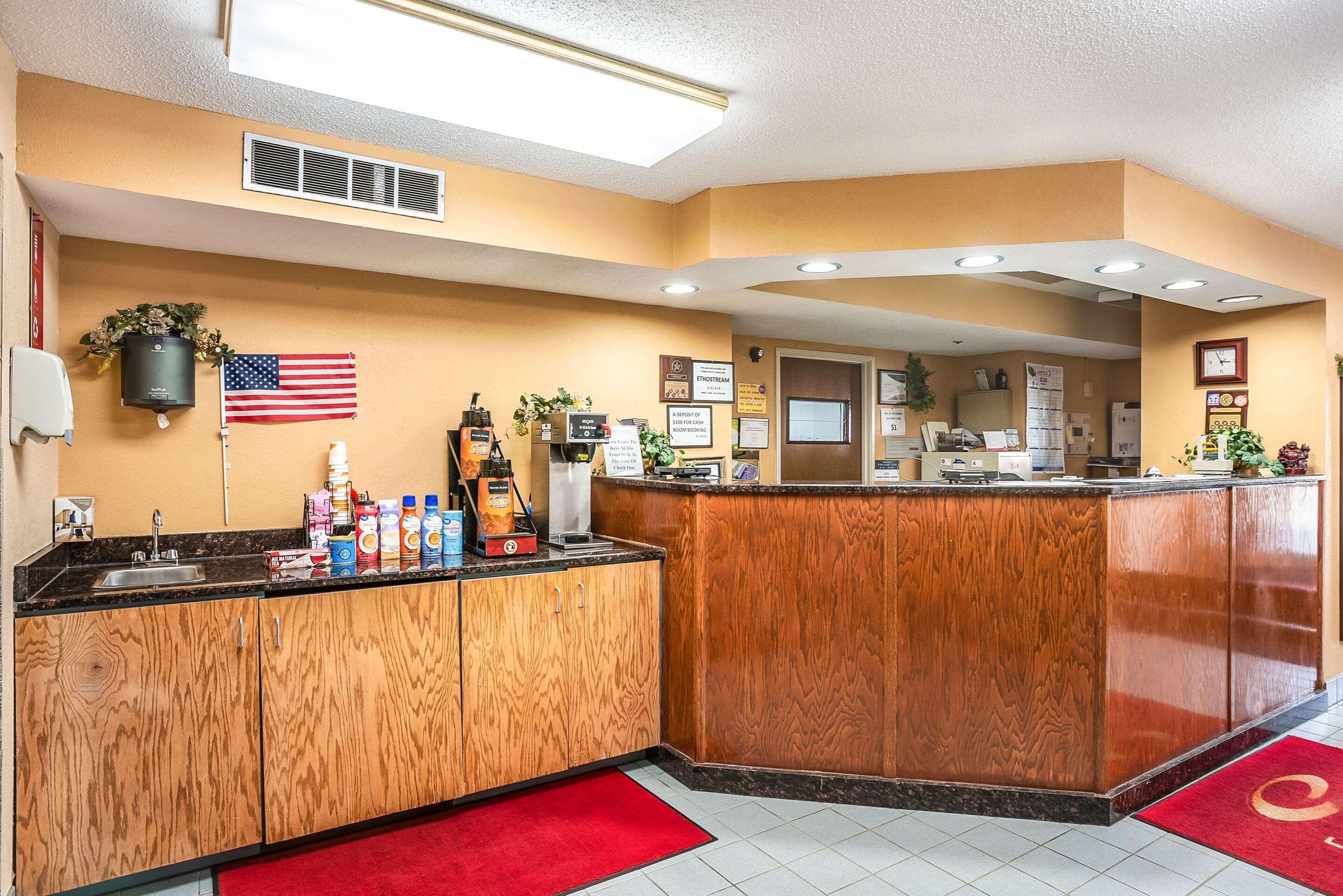 Econo Lodge Princeton Eksteriør bilde