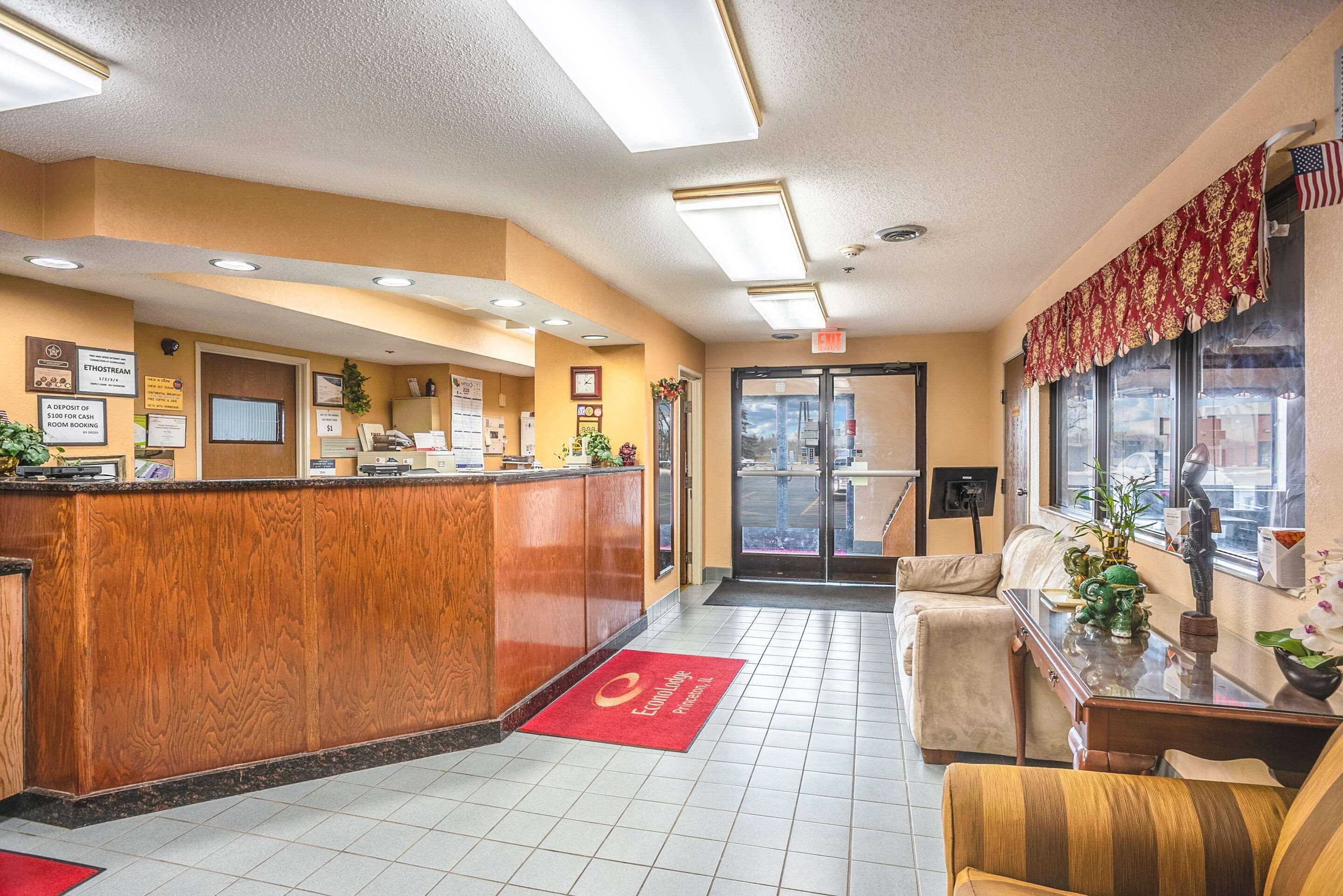 Econo Lodge Princeton Eksteriør bilde